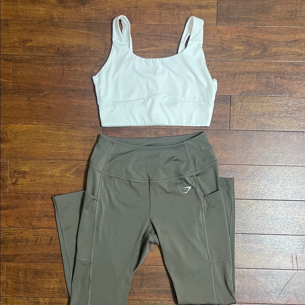 Gymshark Sports bra & leggins - set